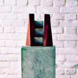 1989 - Stele mit Treppe